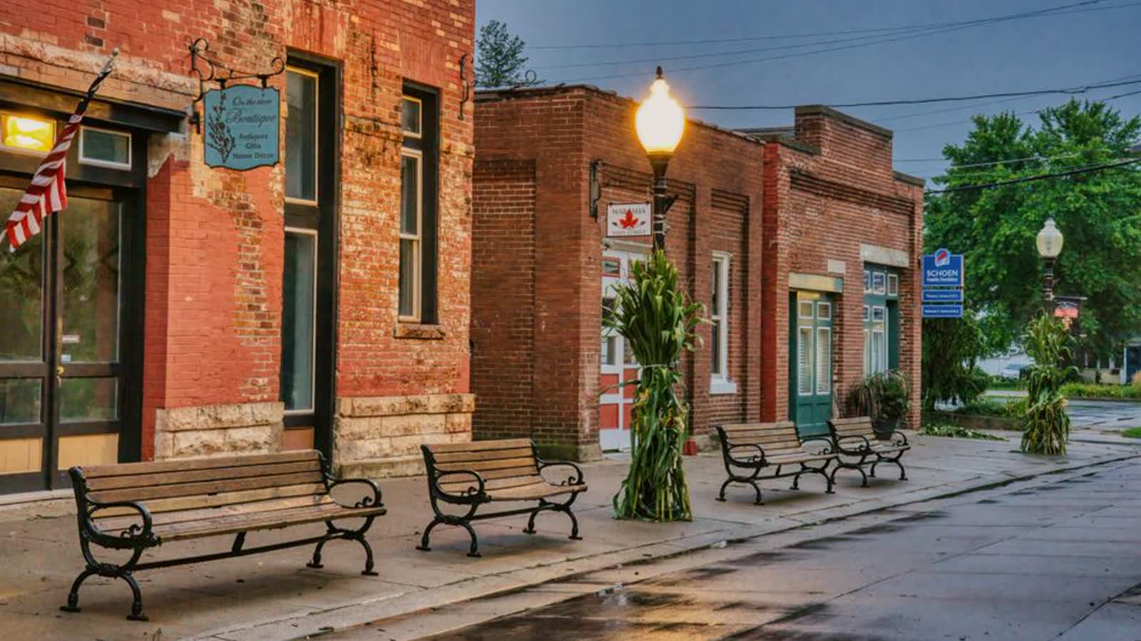 Cannabis Rules in Andover, Minnesota: Who Registers a Retailer and Where Adults Can Buy